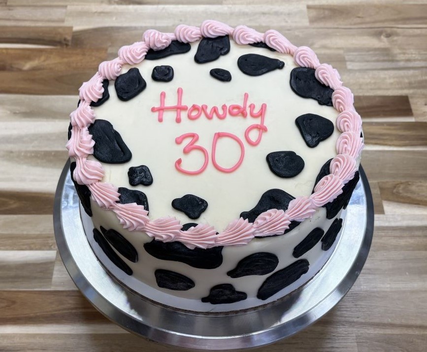 Vanilla Layer Cake Howdy 30